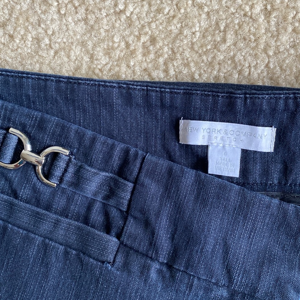 🟡 BOGO New York & Company Stretch Bootcut Jeans - Picture 3 of 4